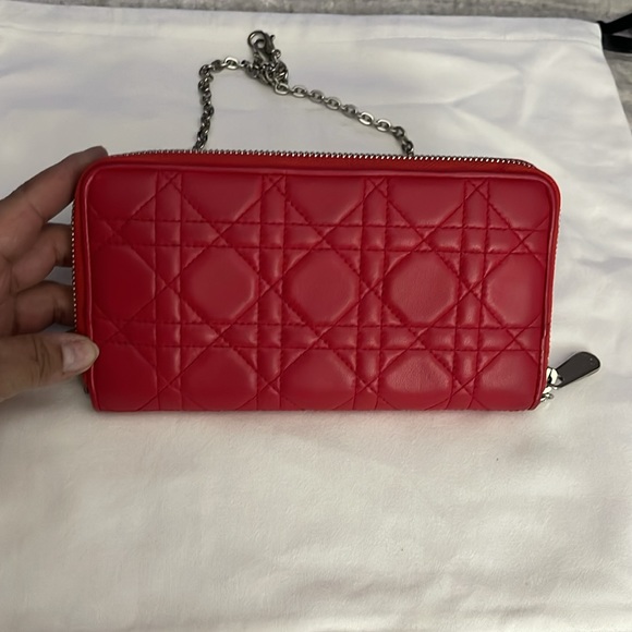 Christian Dior Preloved wallet,  non Dior chain excellent condition. - Picture 6 of 9
